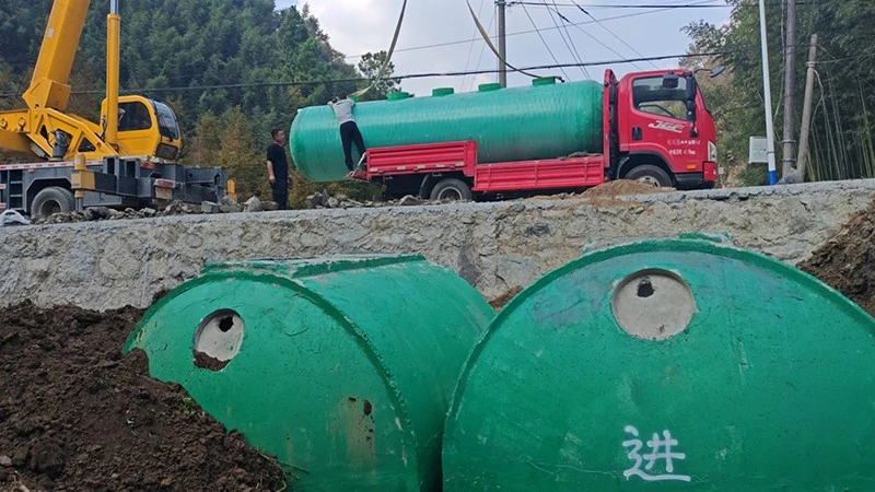 玻璃钢一体化污水处理设备4.jpg 玻璃钢一体化污水处理设备4.jpg